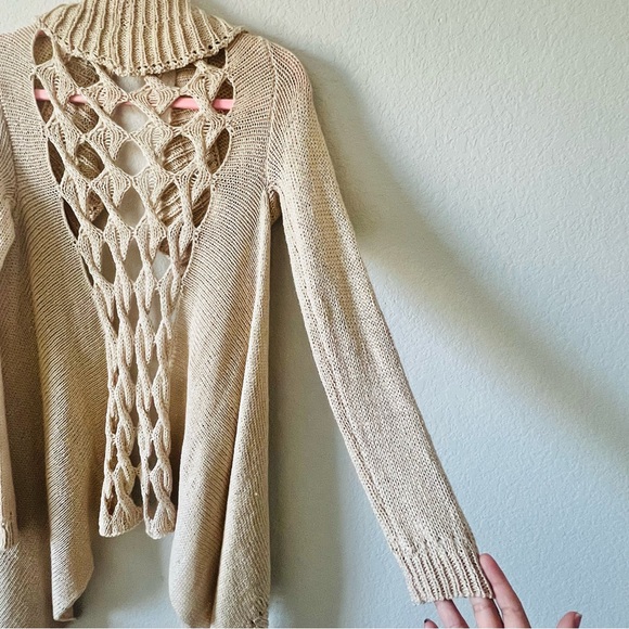 Double Zero Cut Out Cream Knit Cardigan - Picture 6 of 7